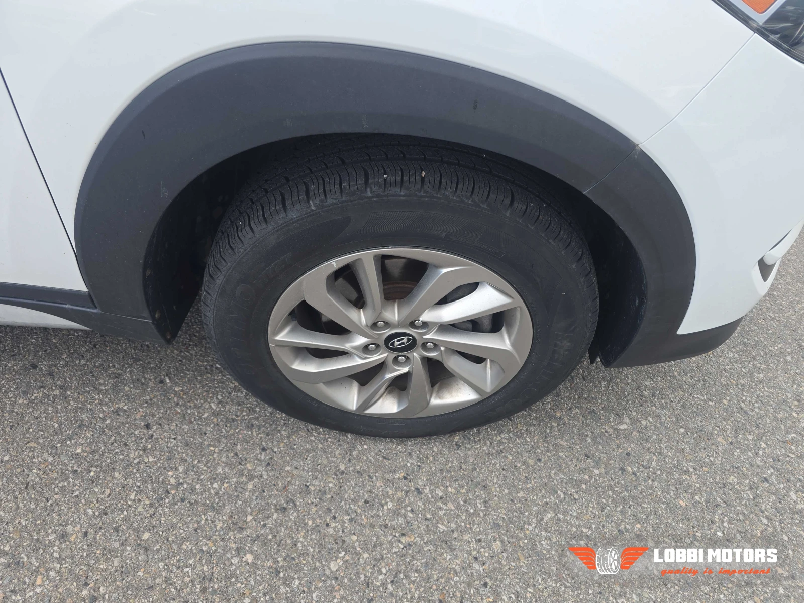 Hyundai Tucson, снимка 12 - Автомобили и джипове - 56297309