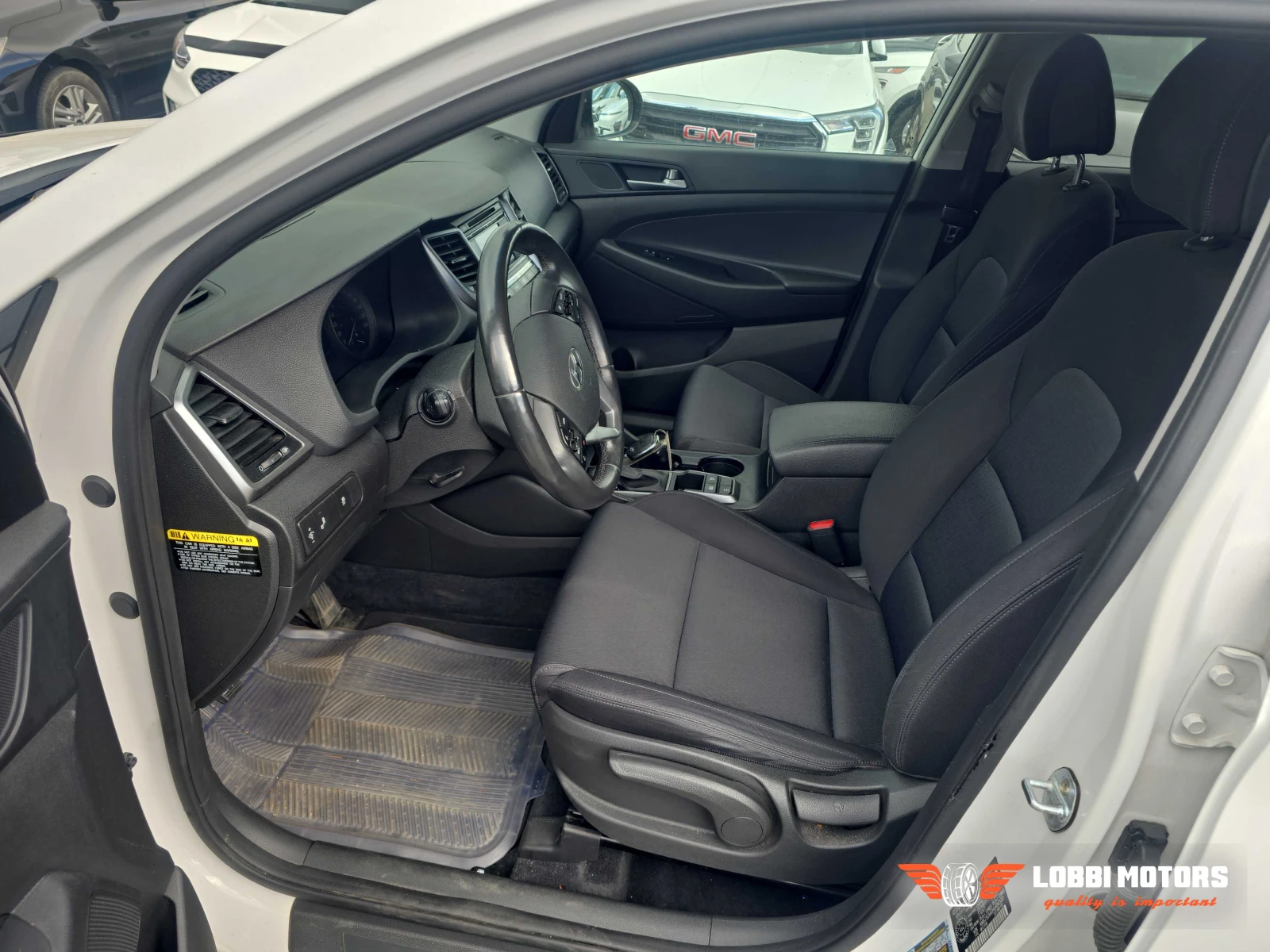 Hyundai Tucson, снимка 10 - Автомобили и джипове - 56297309