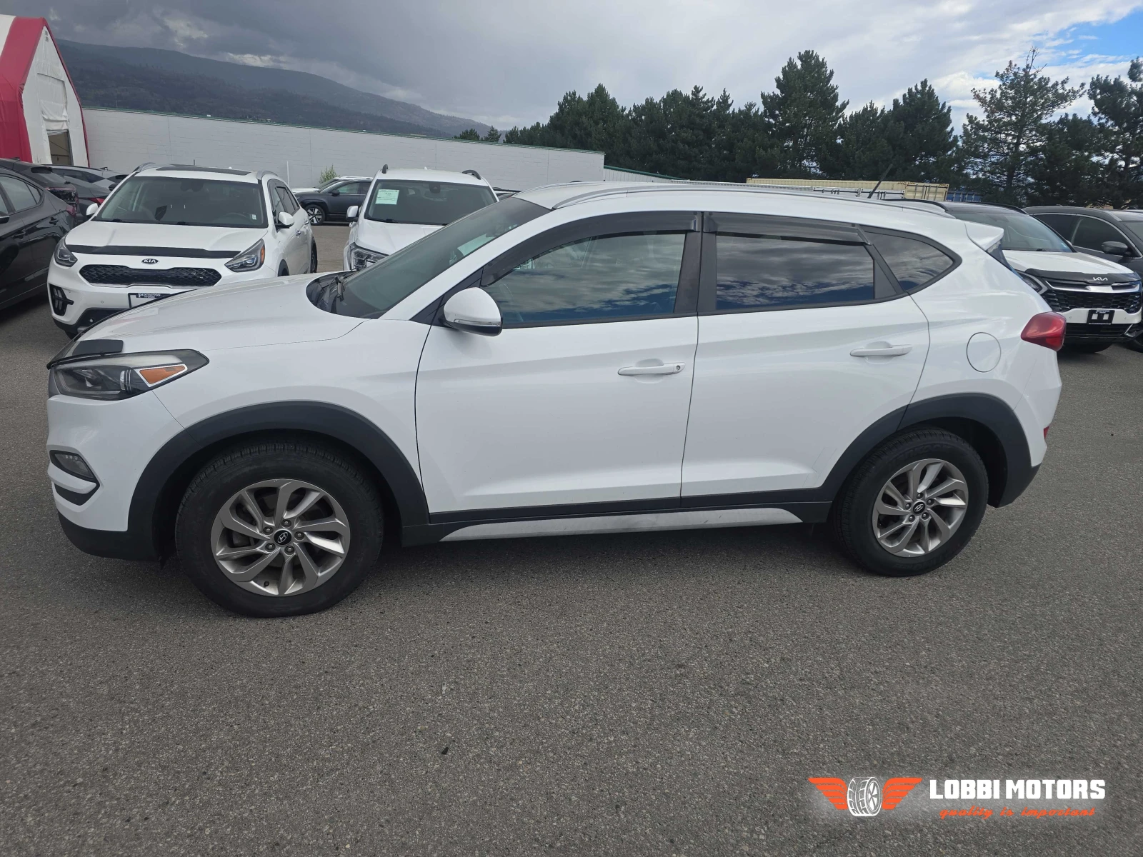 Hyundai Tucson, снимка 7 - Автомобили и джипове - 56297309