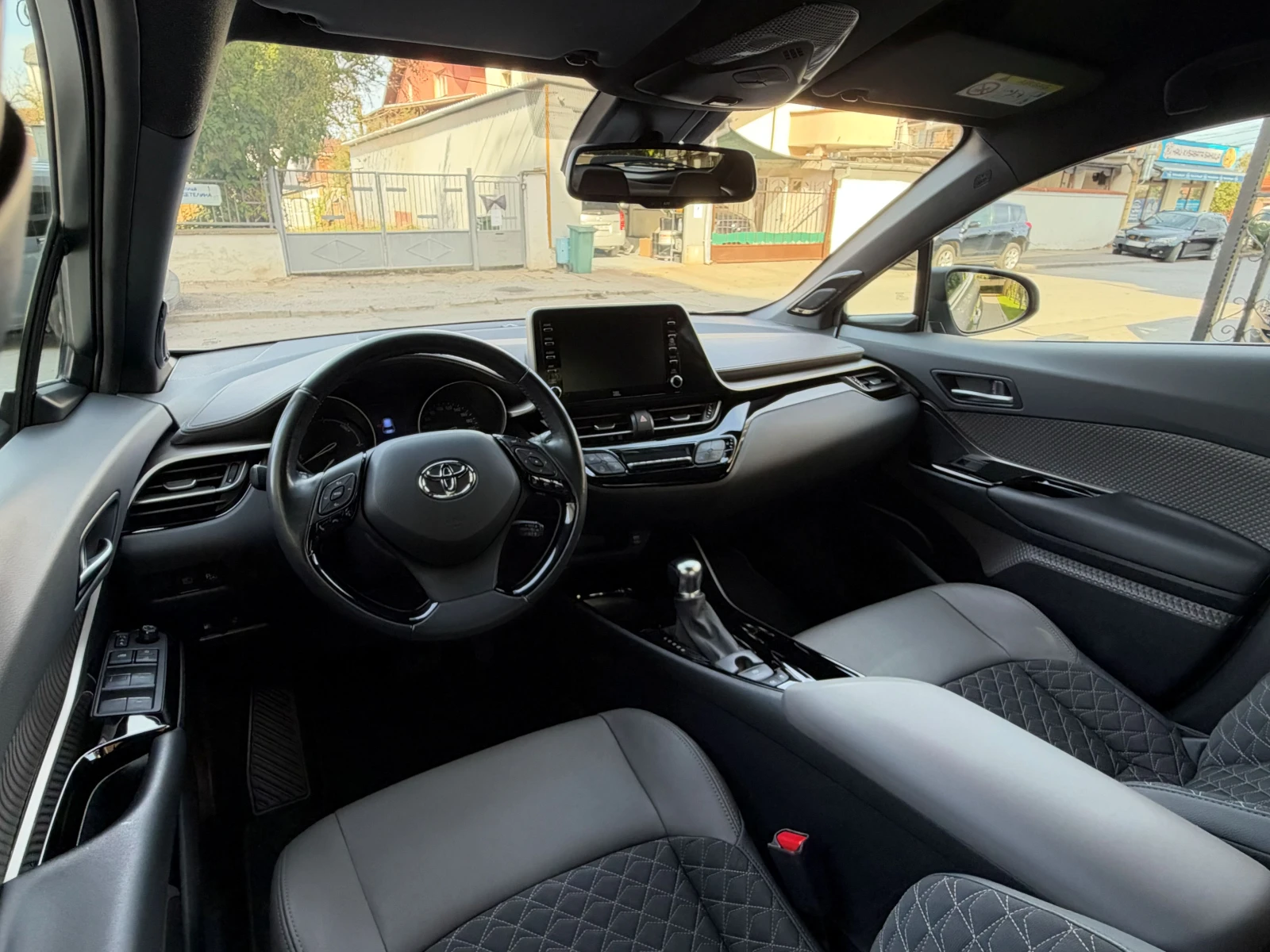 Toyota C-HR FACELIFT-1.8-HYBRID-FULL-LED-���������- | Mobile.bg � ����������� 9