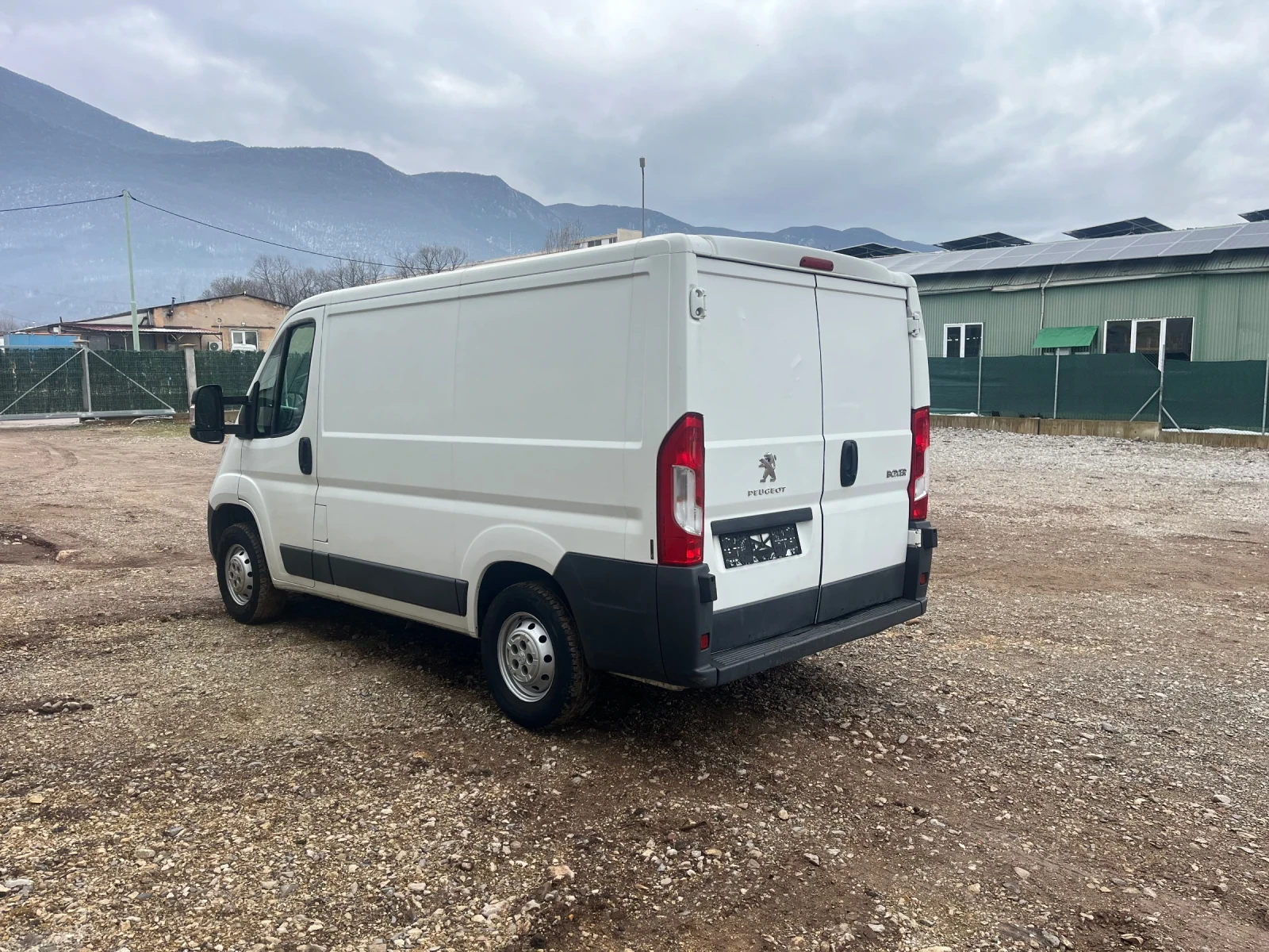 Peugeot Boxer L1H1 2.2HDI - изображение 6