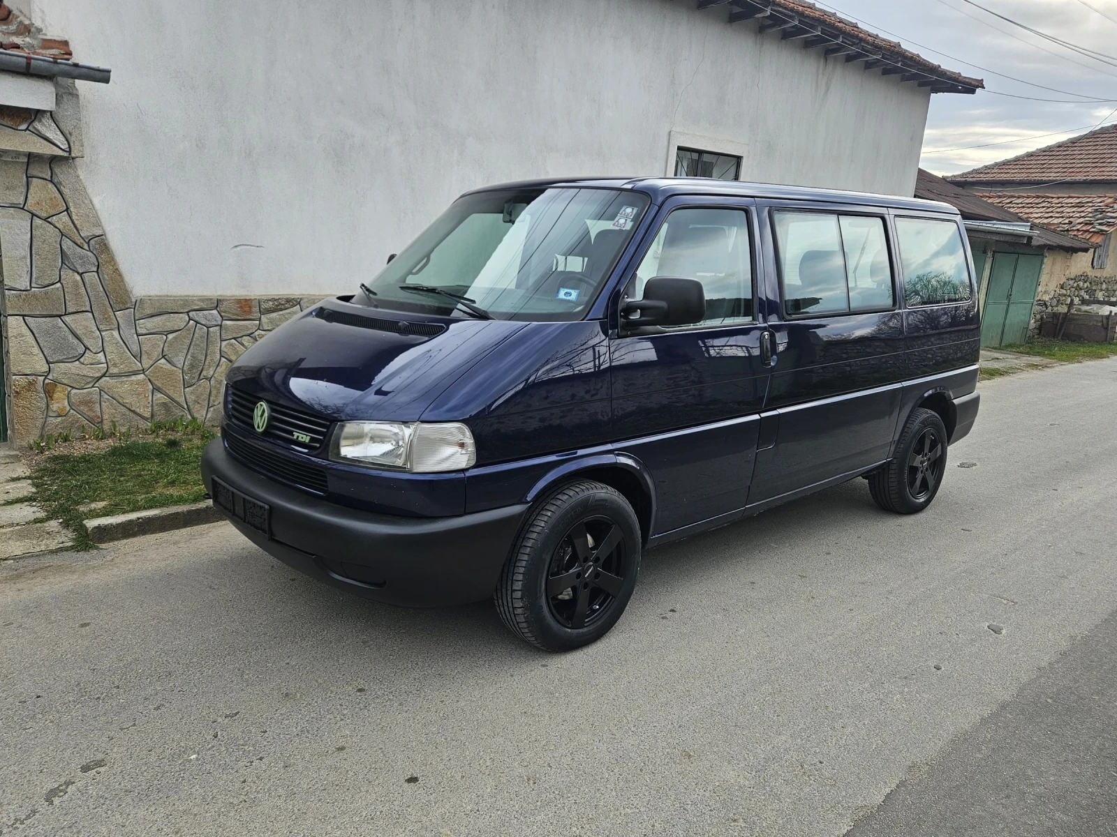 VW T4 Caravele 9 mes, снимка 6 - Бусове и автобуси - 53932614