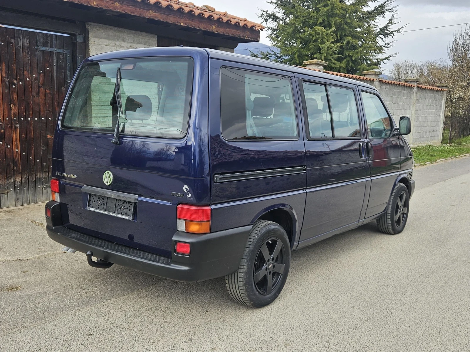 VW T4 Caravele 9 mes, снимка 4 - Бусове и автобуси - 53932614