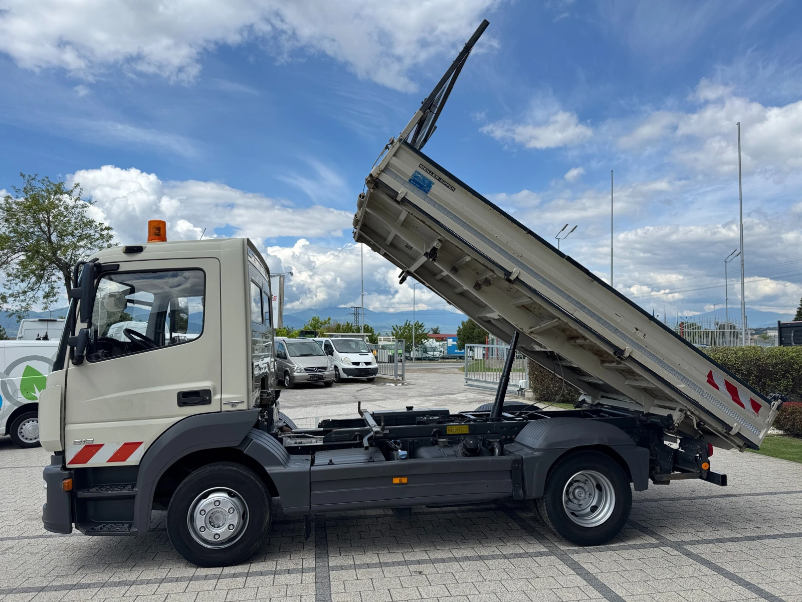 Mercedes-Benz Atego 818 Самосвал Евро 6 - изображение 7