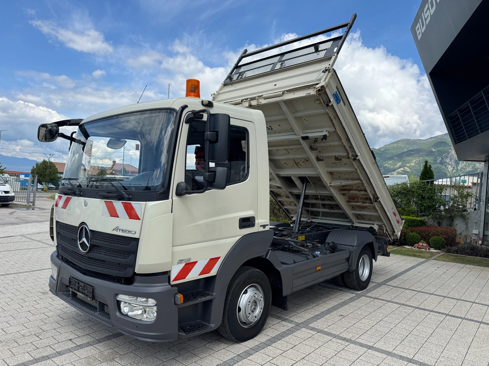 Mercedes-Benz Atego 818 Самосвал Евро 6 - изображение 8