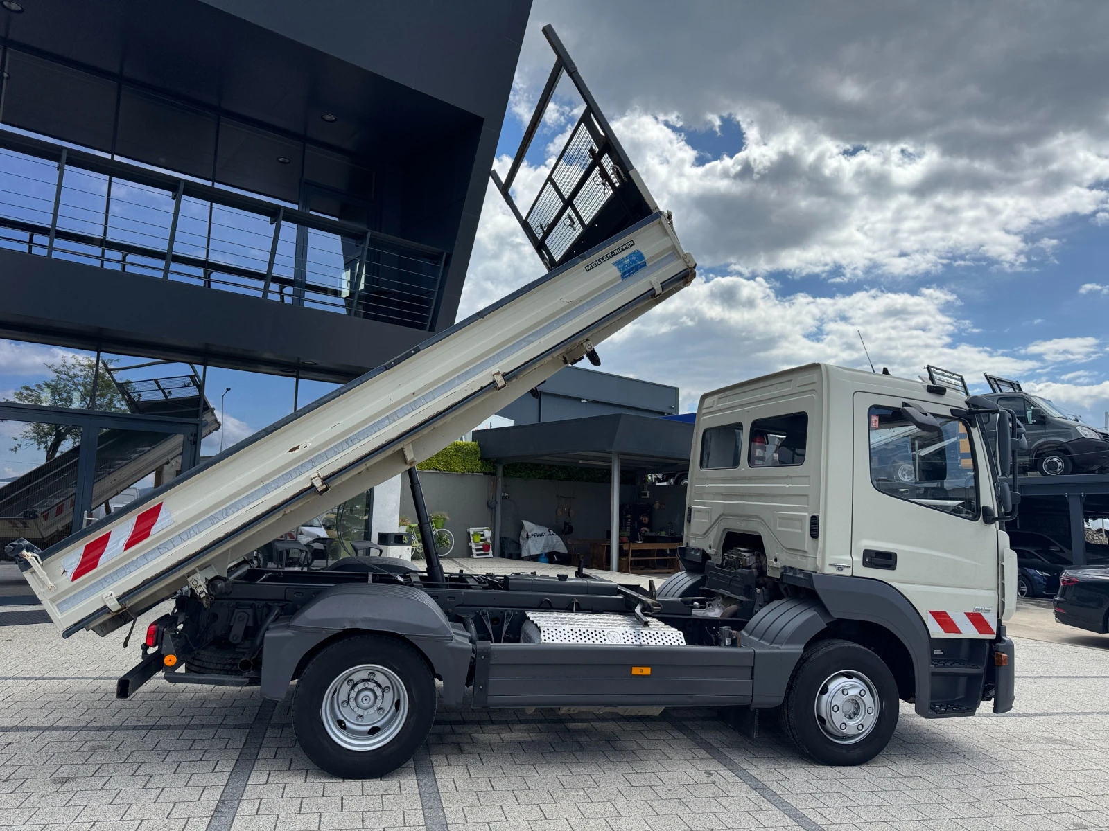 Mercedes-Benz Atego 818 Самосвал Евро 6 - изображение 3