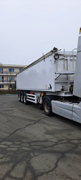 Полуремарке Stas С300ЦХ, снимка 1