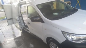 Renault Express - 10750 € / 21025.17 лв. - 79392872 4