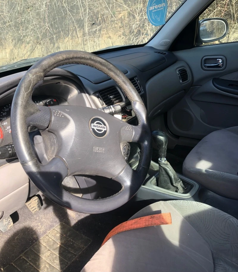 Nissan Almera 1.5 i, снимка 4 - Автомобили и джипове - 40060665