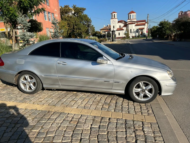 Mercedes-Benz CLK W209, снимка 3 - Автомобили и джипове - 47609373