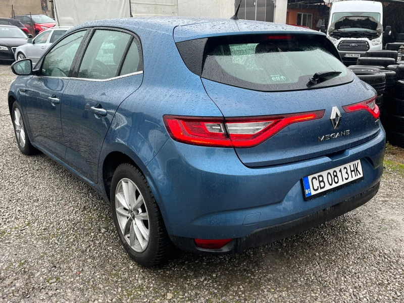 Renault Megane 1.2i + Климатроник, снимка 4 - Автомобили и джипове - 47974682