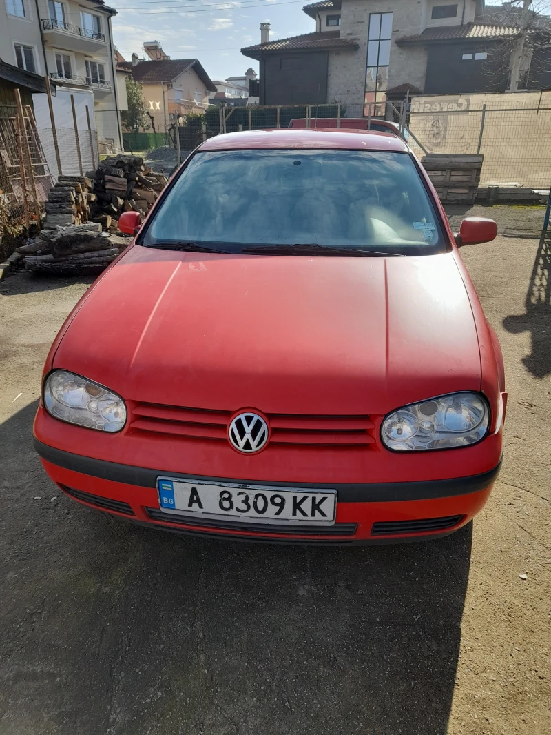 VW Golf, снимка 1 - Автомобили и джипове - 48702893