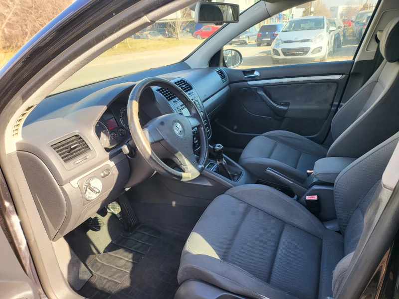 VW Golf 1.9TDI, снимка 14 - Автомобили и джипове - 48880595