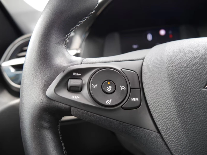 Opel Corsa eEdition/136HP/CAM/NAVI/LED/ACC/CPLAY/428g, снимка 8 - Автомобили и джипове - 51997422