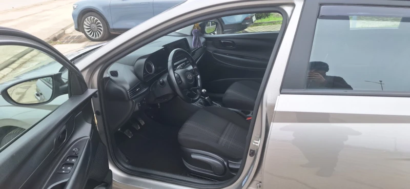 Hyundai I20 1.2 LED Пакет ГАРАНЦИЯ , снимка 10 - Автомобили и джипове - 52883176