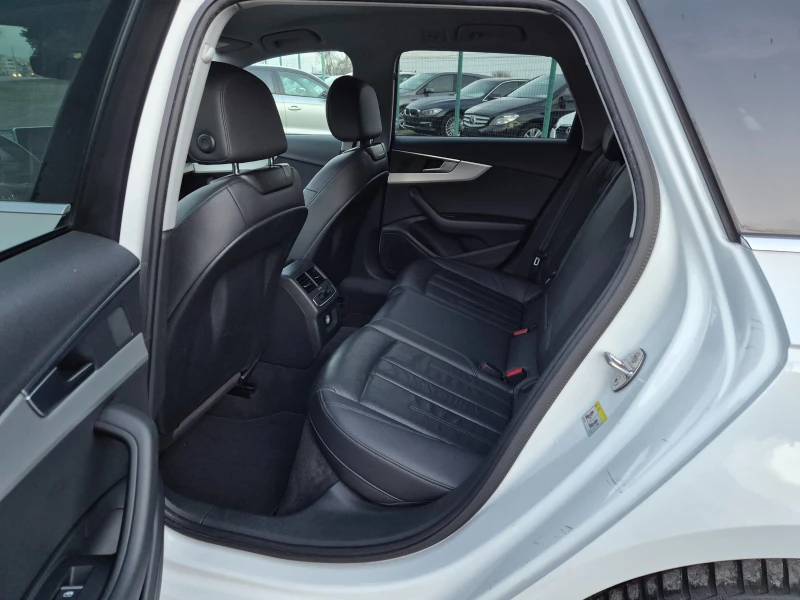 Audi A4 2.0TDI S-Line, снимка 12 - Автомобили и джипове - 53024457