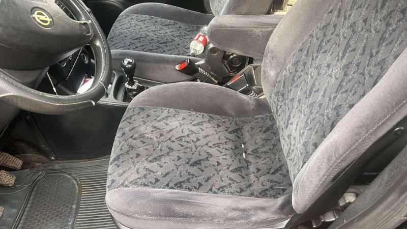 Opel Zafira 1.8, снимка 14 - Автомобили и джипове - 53309476