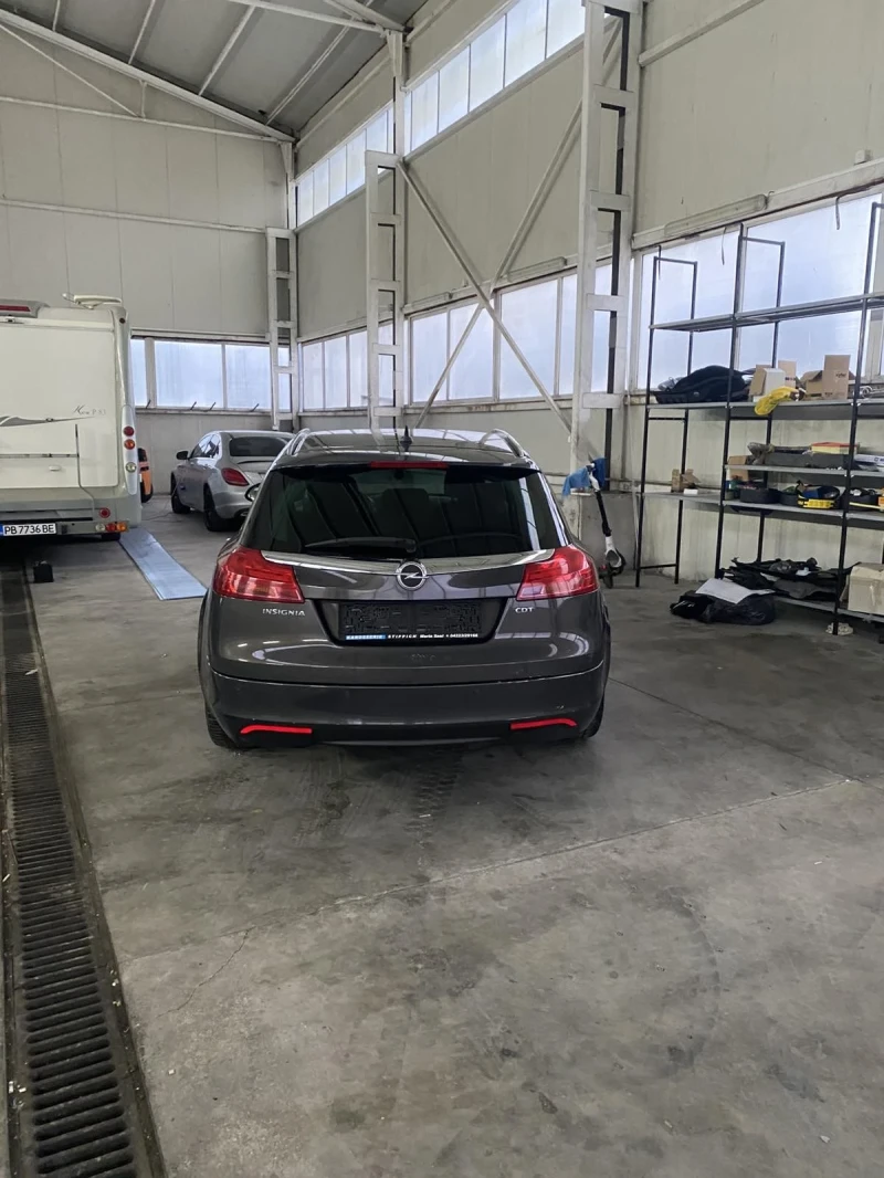 Opel Insignia, снимка 3 - Автомобили и джипове - 53387170