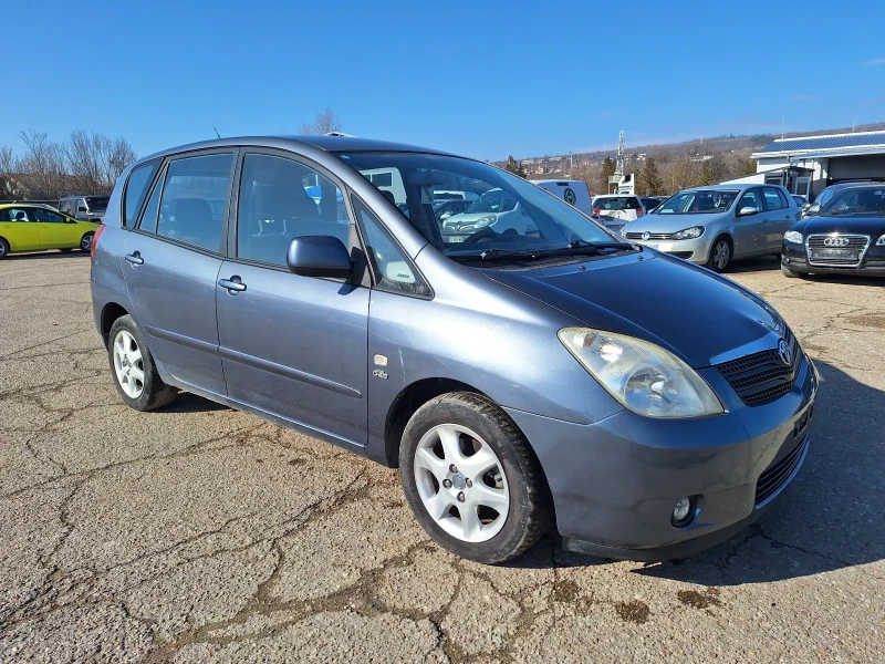 Toyota Corolla verso 2.0D-4D, снимка 6 - Автомобили и джипове - 53446118
