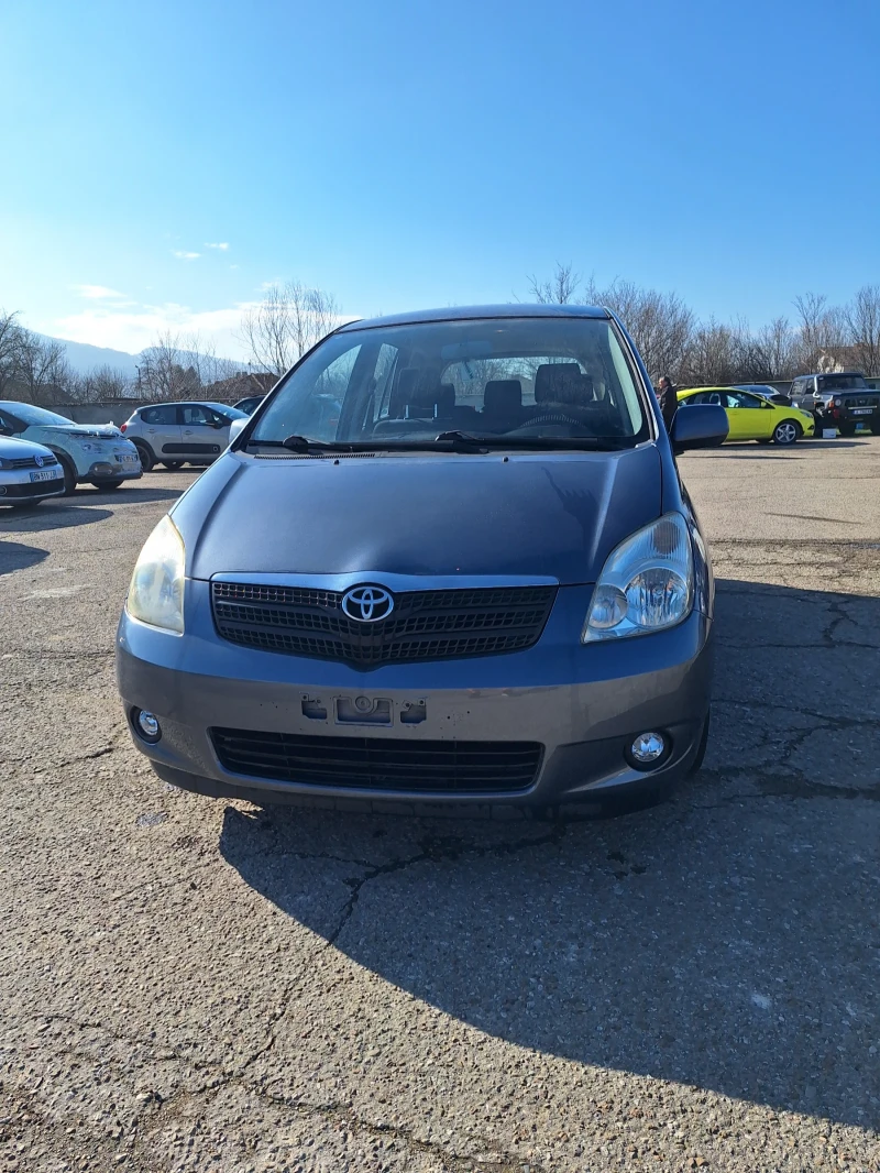 Toyota Corolla verso 2.0D-4D, снимка 7 - Автомобили и джипове - 53446118