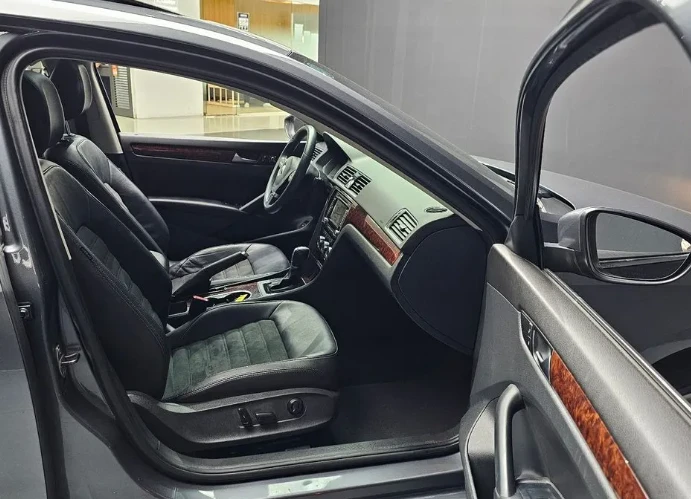 VW Passat 2.0 TDI - изображение 8