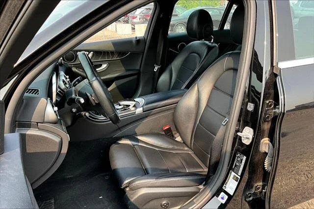 Mercedes-Benz C 300 4MATIC * АвтоКредит* (ЦЕНА ДО БГ) - изображение 7