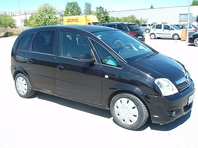 Opel Meriva 1, 7 клима, снимка 10 - Автомобили и джипове - 55704537