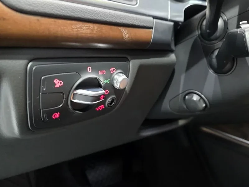 Audi A7 3.0 TDI Quattro - САМО 30% АВАНС, снимка 12 - Автомобили и джипове - 56158763