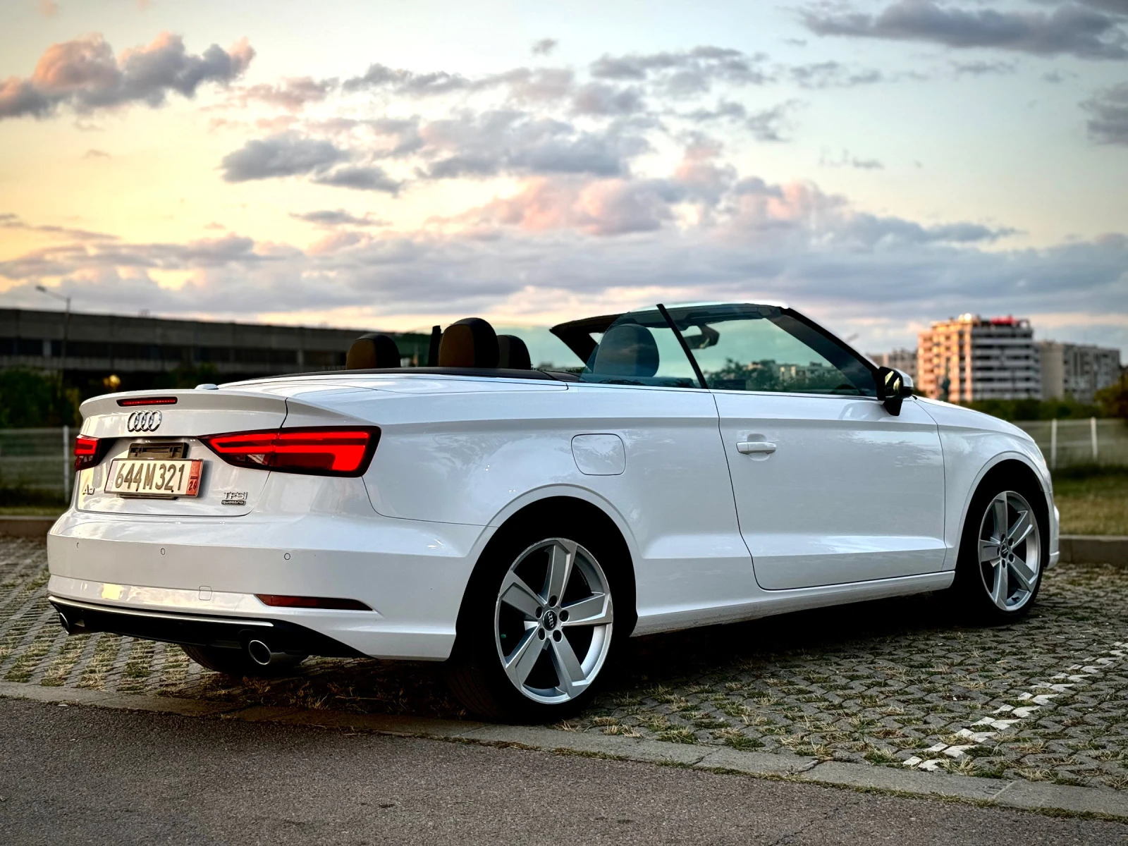 Audi A3 Cabriolet 2.0 TFSI QUATTRO - изображение 5