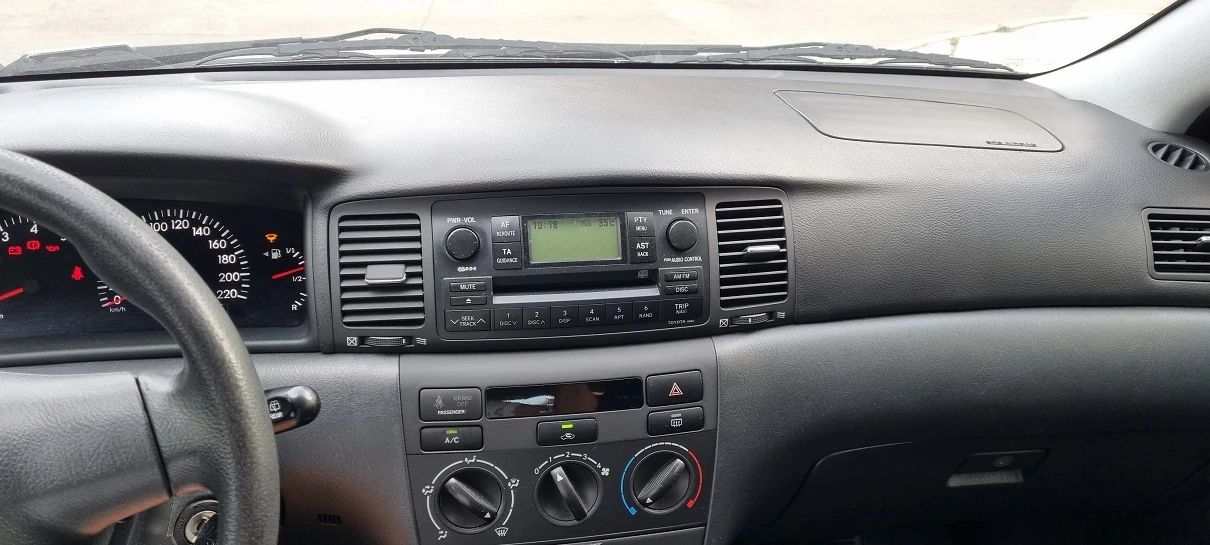 Toyota Corolla  - изображение 6