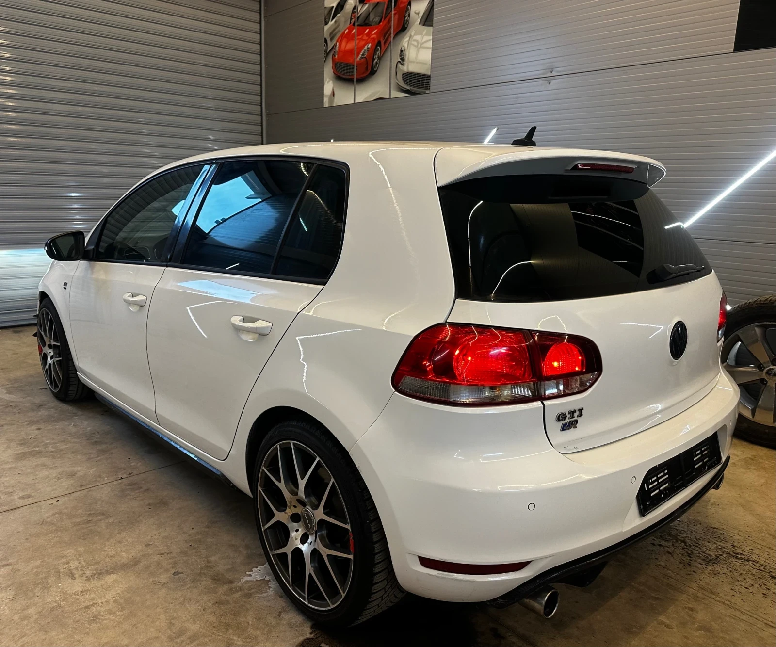 VW Golf 2.0GTI//Automatic//Full// - изображение 7