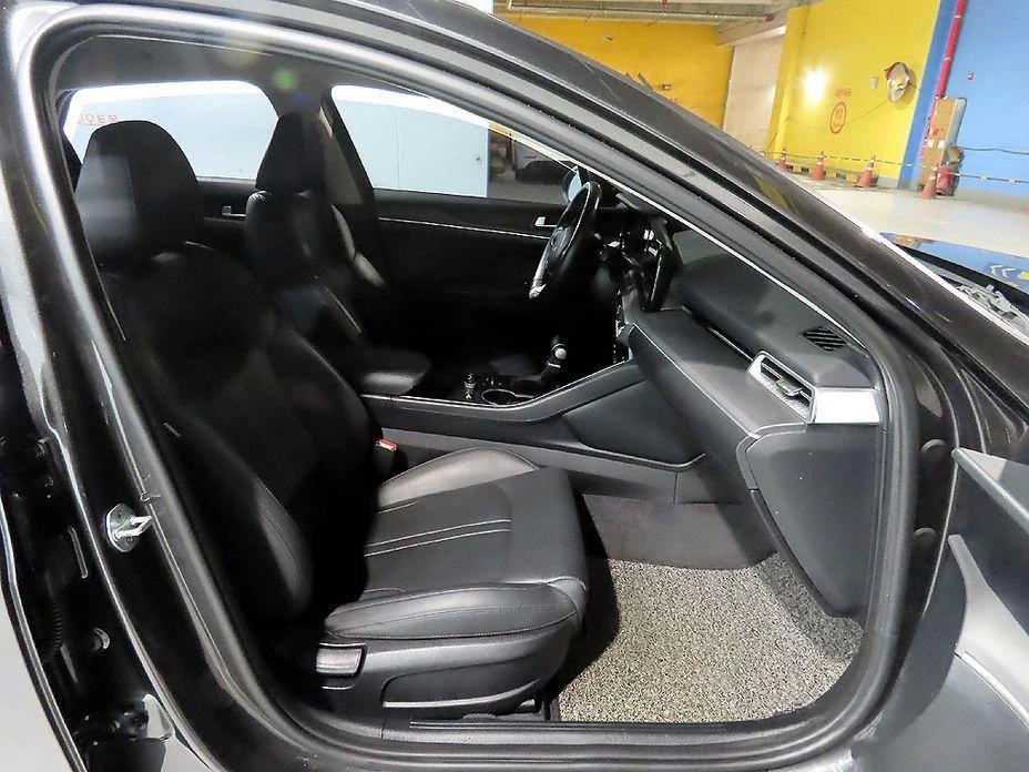 Kia K5 2.0 LPI Trandy * НАЙ-ДОБРА ЦЕНА В БЪЛГАРИЯ*  - изображение 9