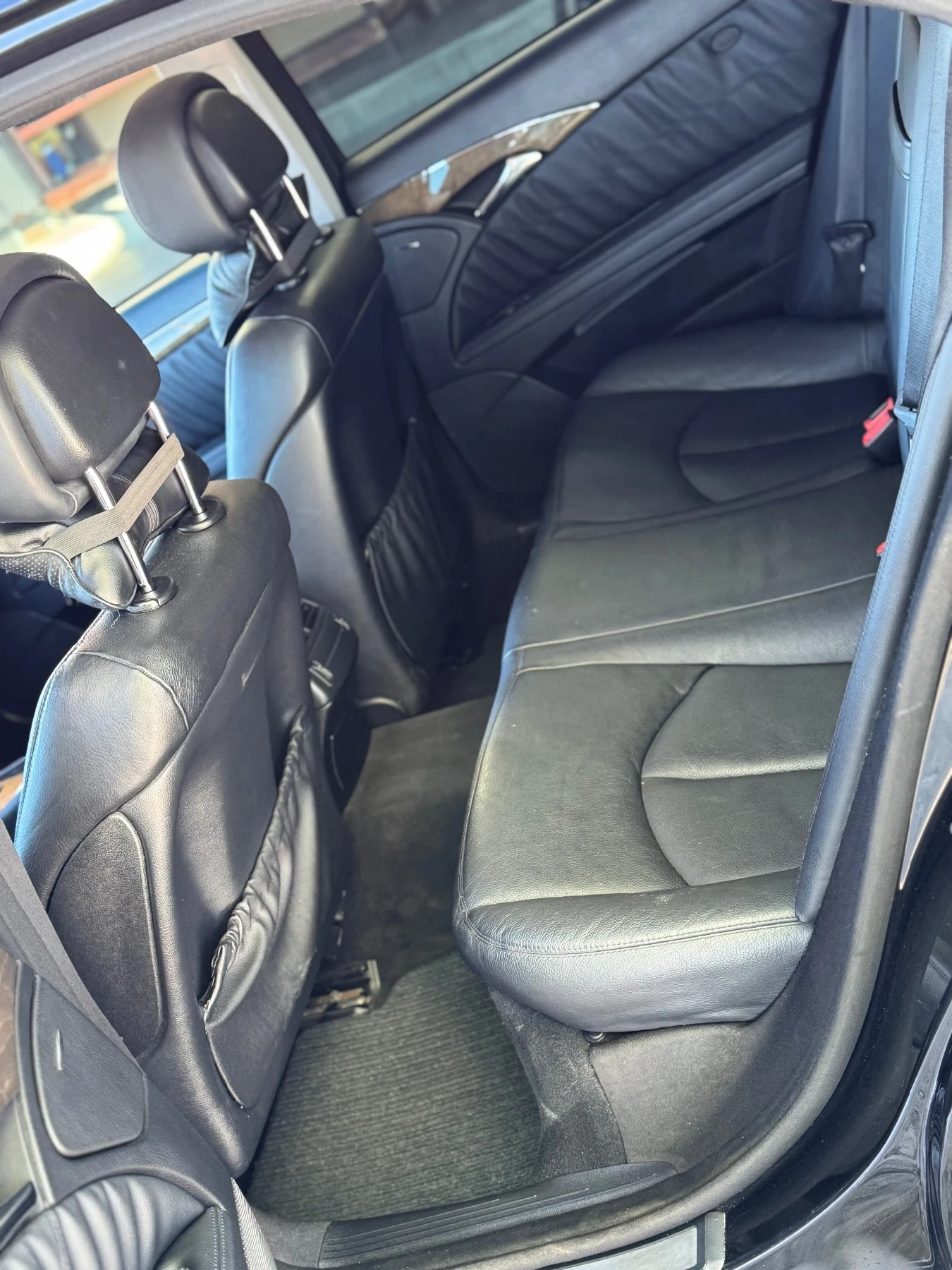 Mercedes-Benz E 320  - изображение 9