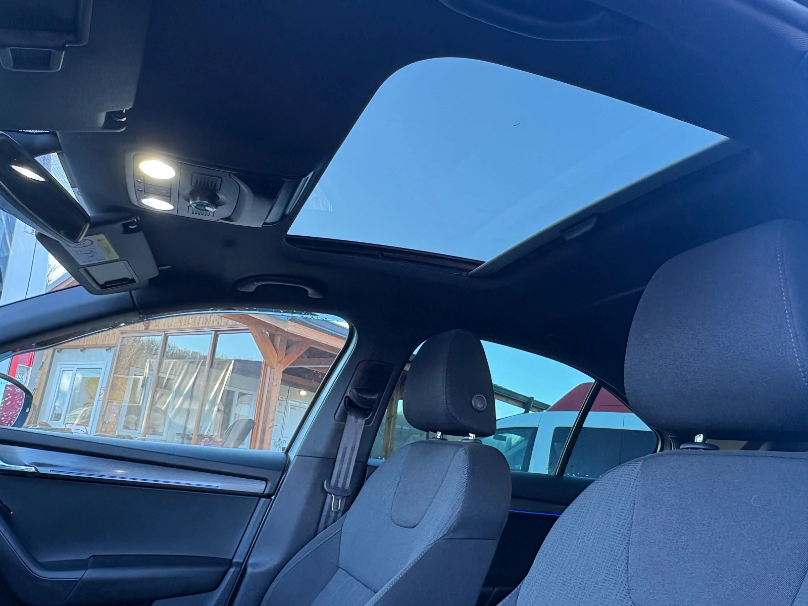 Skoda Octavia 2.0D Lim.StayPan | Mobile.bg � ����������� 7