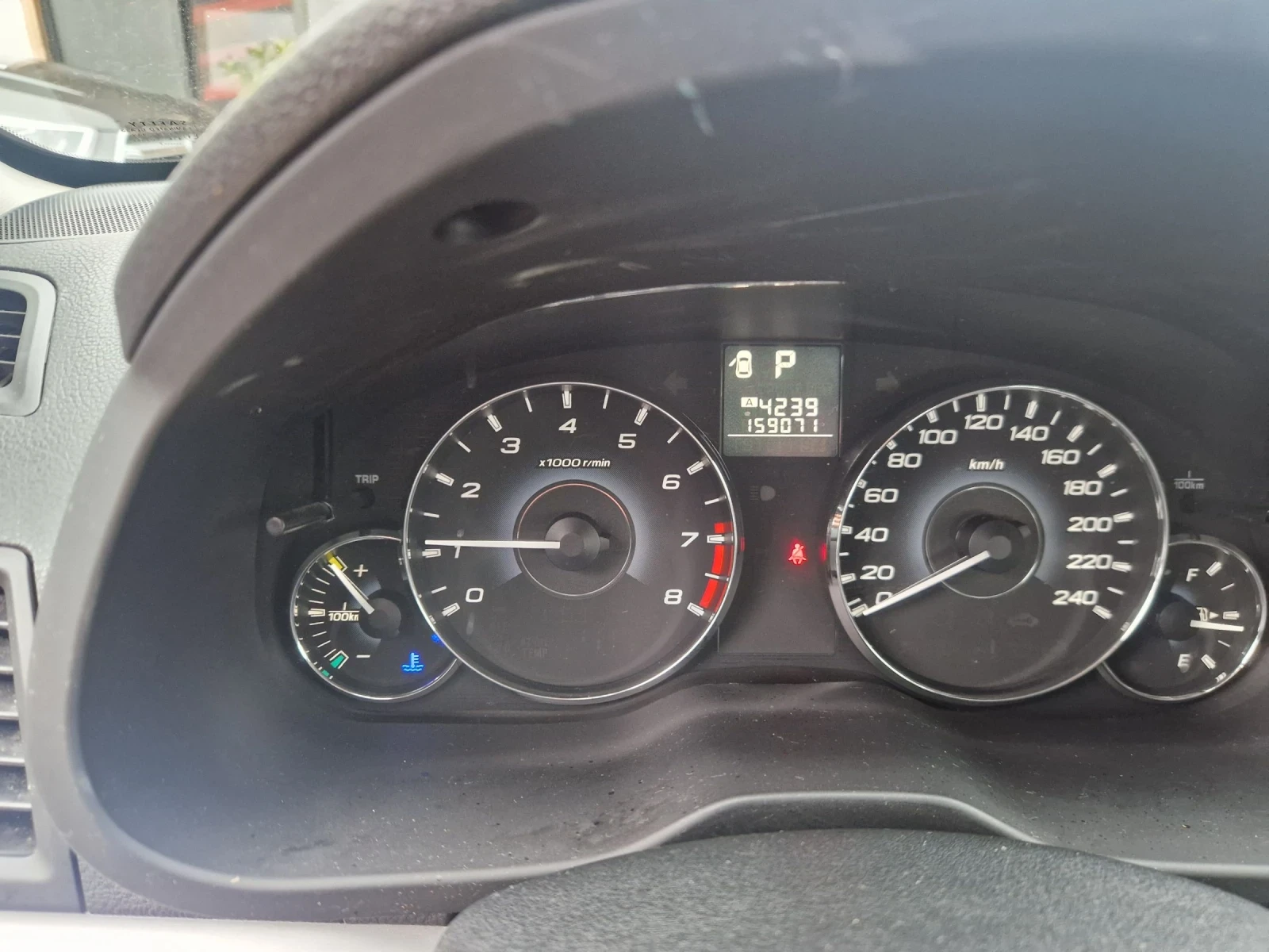 Subaru Legacy 2.0i  44 | Mobile.bg   11