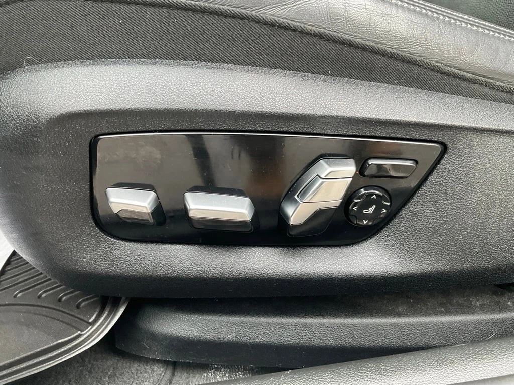 BMW 530 * 530i xDrive M PKG! LTHR! NAV! BACK UP CAM! HUD!  | Mobile.bg � ����������� 17