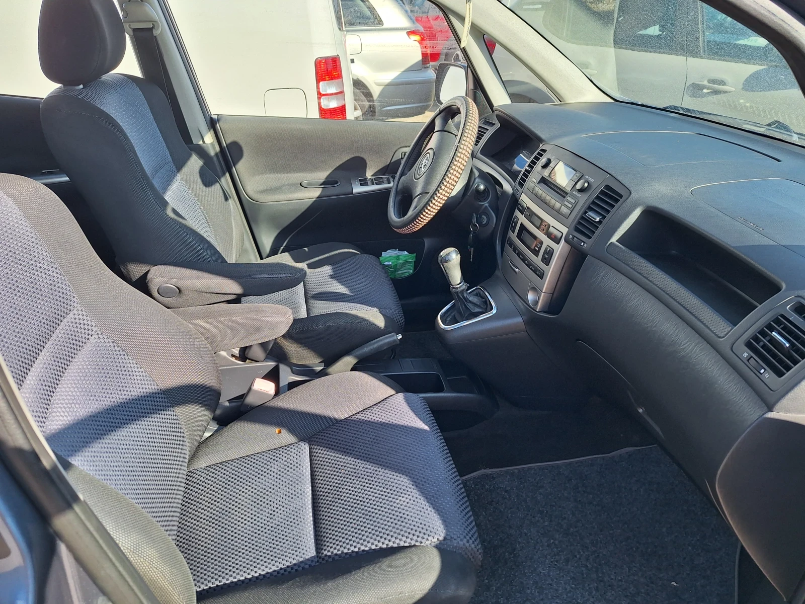 Toyota Corolla verso 2.0D-4D | Mobile.bg � ����������� 11