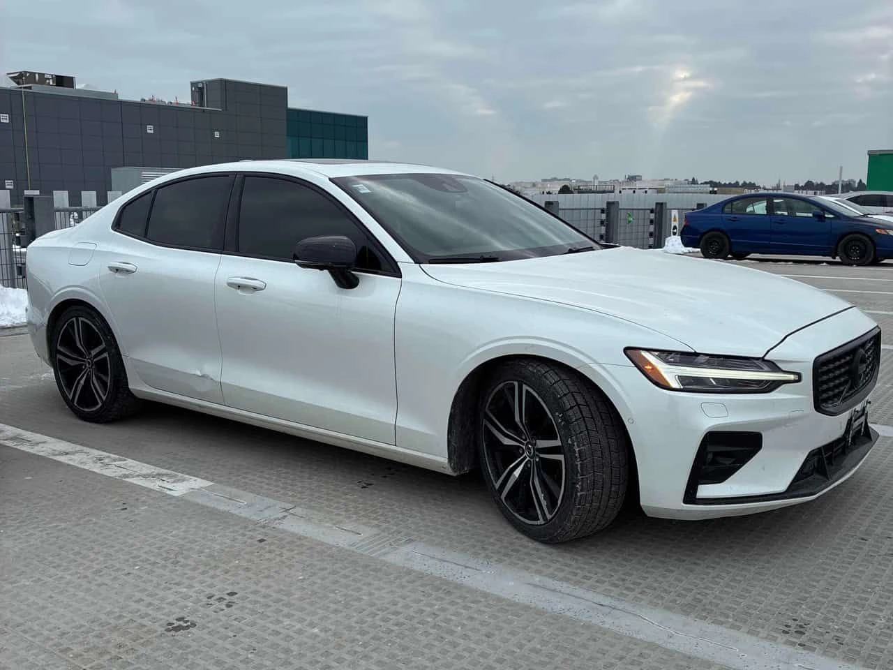 Volvo S60 R Design | ПОДГРЕВ| ШИБЕДАХ + КЛИП НА МОТОР + ГУМИ - изображение 3