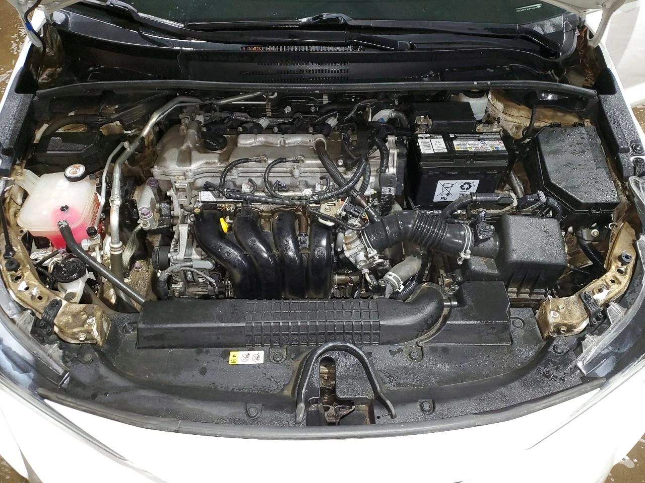Toyota Corolla 1.8l Le, снимка 11 - Автомобили и джипове - 53791762