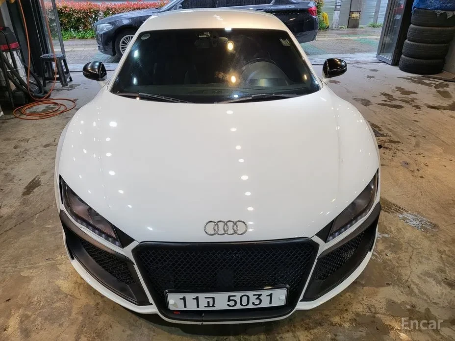 Audi R8 QUATTRO