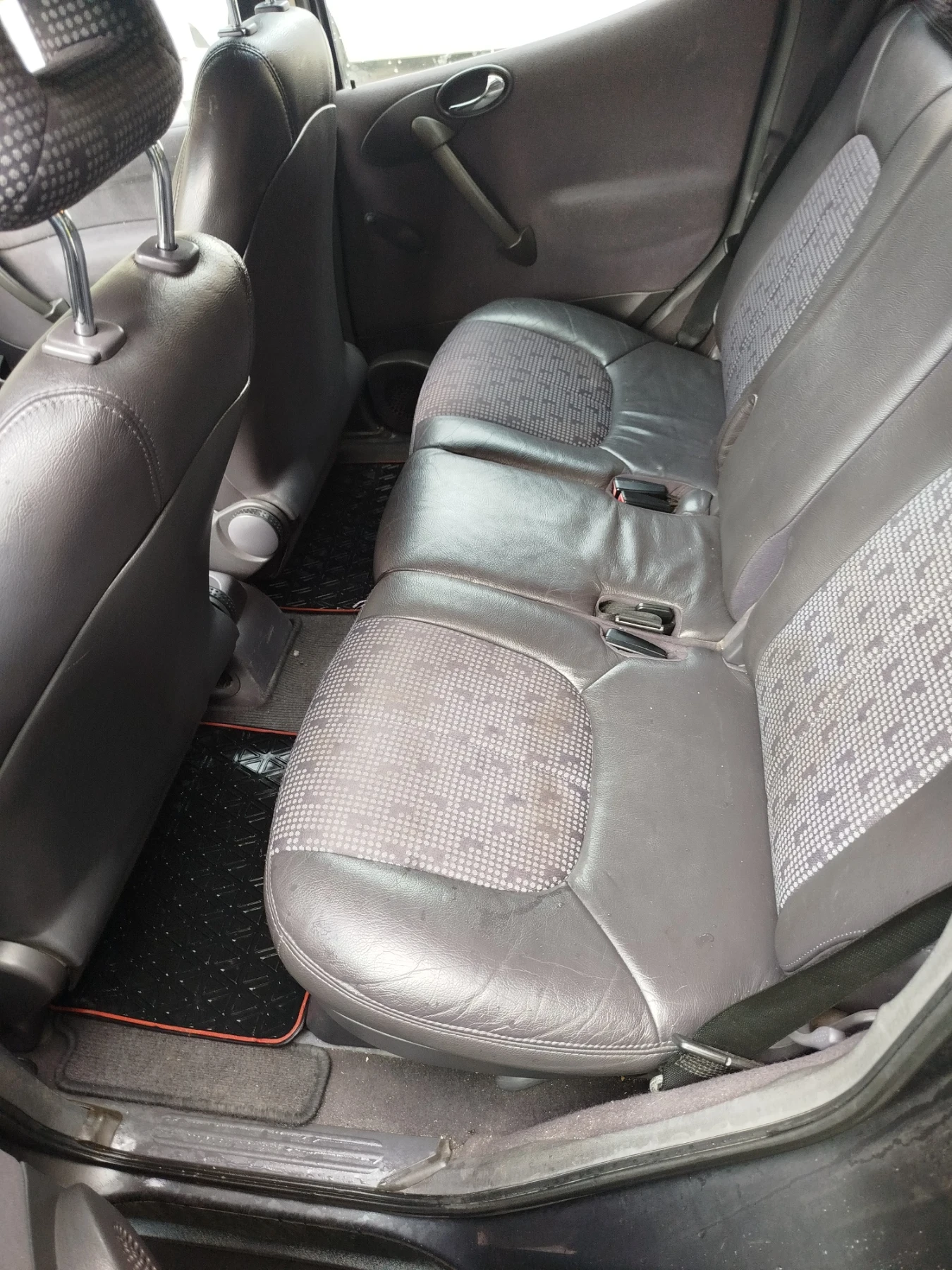 Mercedes-Benz A 160, снимка 8 - Автомобили и джипове - 54026480