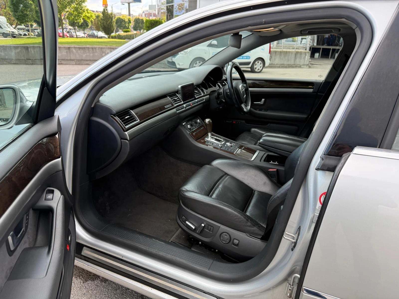 Audi A8 A8 4.2TDI 326к.с, снимка 11 - Автомобили и джипове - 54622759