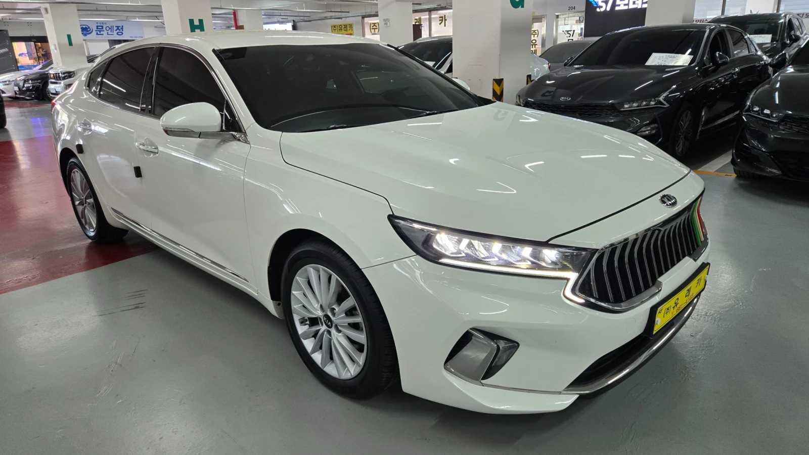 Kia K7 2.5 GDI* PRESTIGE* КОЖА* ПОДГРЕВ* ОБДУХВАНЕ* 360, снимка 3 - Автомобили и джипове - 54906850