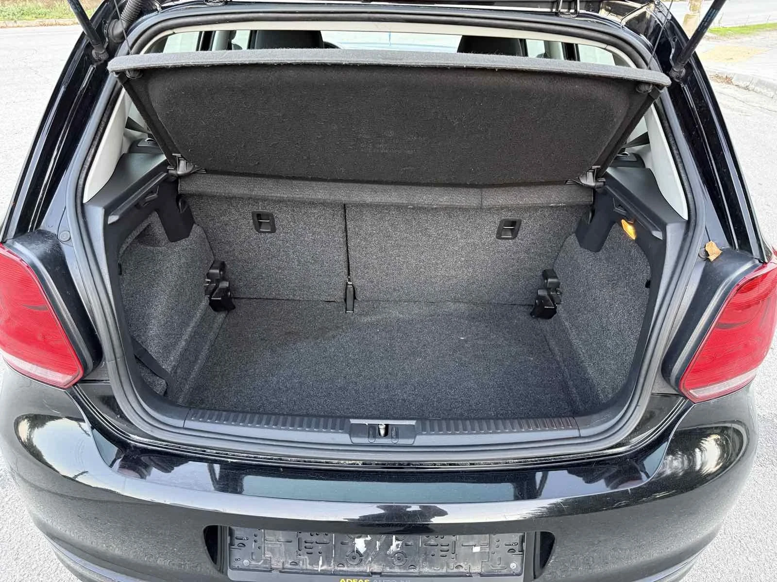 VW Polo 1.2 TDI, снимка 13 - Автомобили и джипове - 55182909
