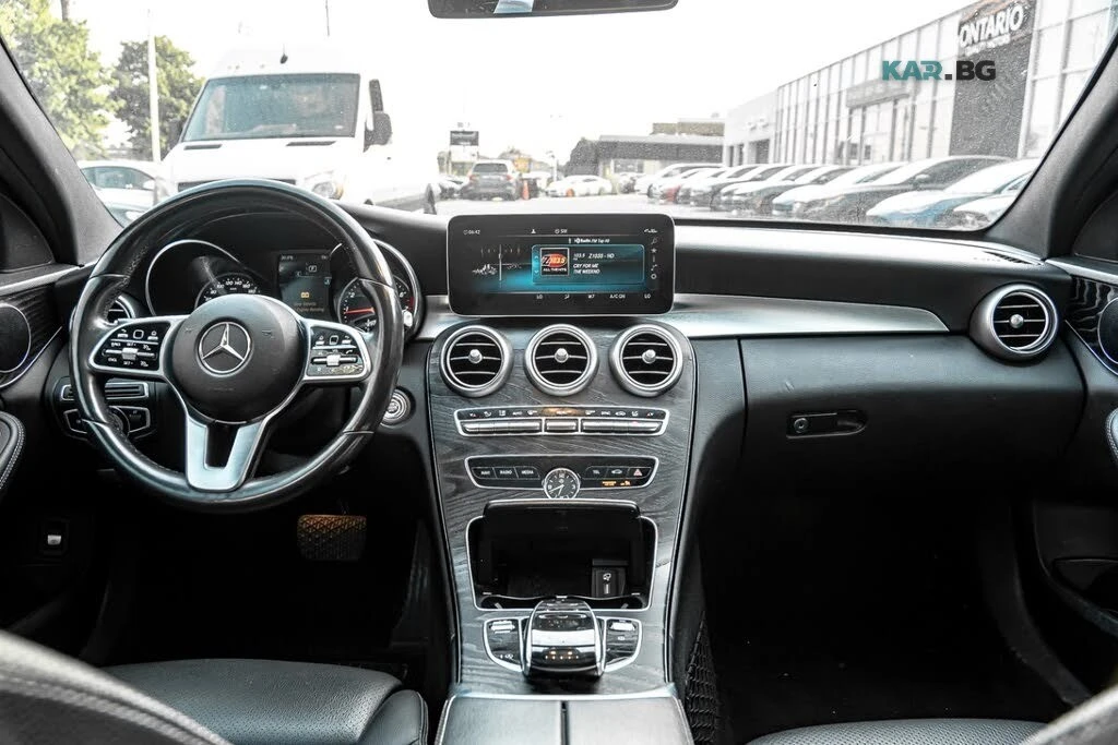 Mercedes-Benz C 300 4MATIC * АвтоКредит * (ЦЕНА ДО БГ), снимка 8 - Автомобили и джипове - 55344767