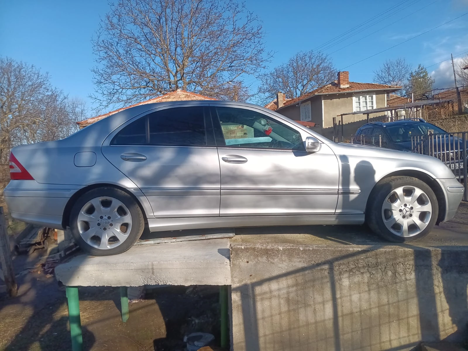 Mercedes-Benz C 320 CDI Avantgarde, снимка 3 - Автомобили и джипове - 55386619