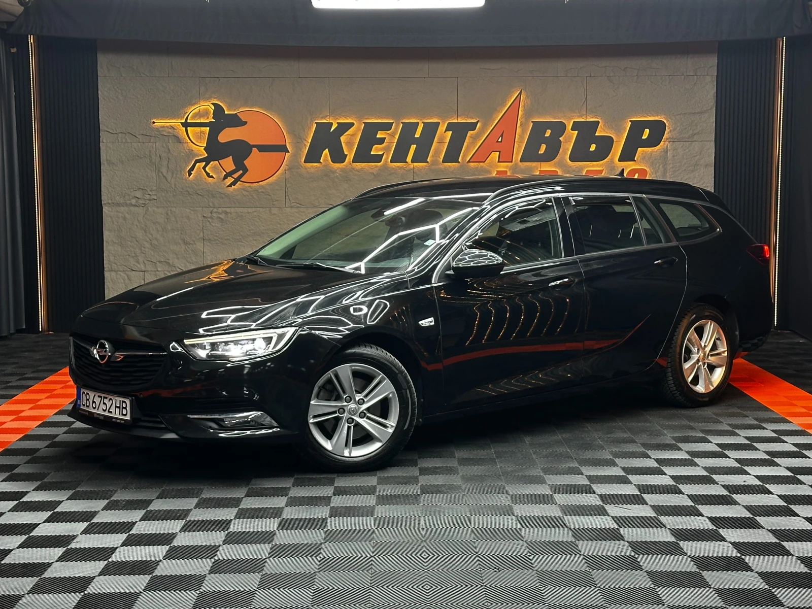 Opel Insignia Sports Tourer 2.0d/ГАРАНЦИЯ