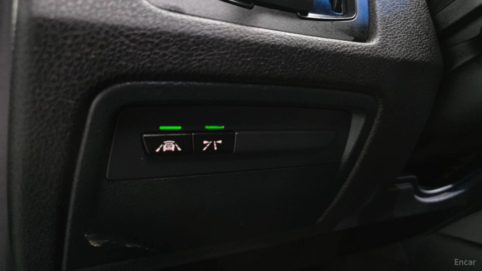 BMW 320 HUD* КОЖА* НАВИ* ПАНО, снимка 15 - Автомобили и джипове - 55500254