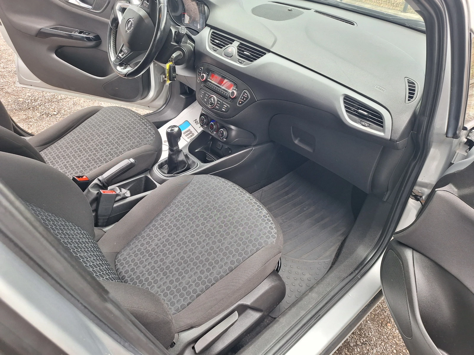 Opel Corsa 1.3cdti, снимка 10 - Автомобили и джипове - 56535121