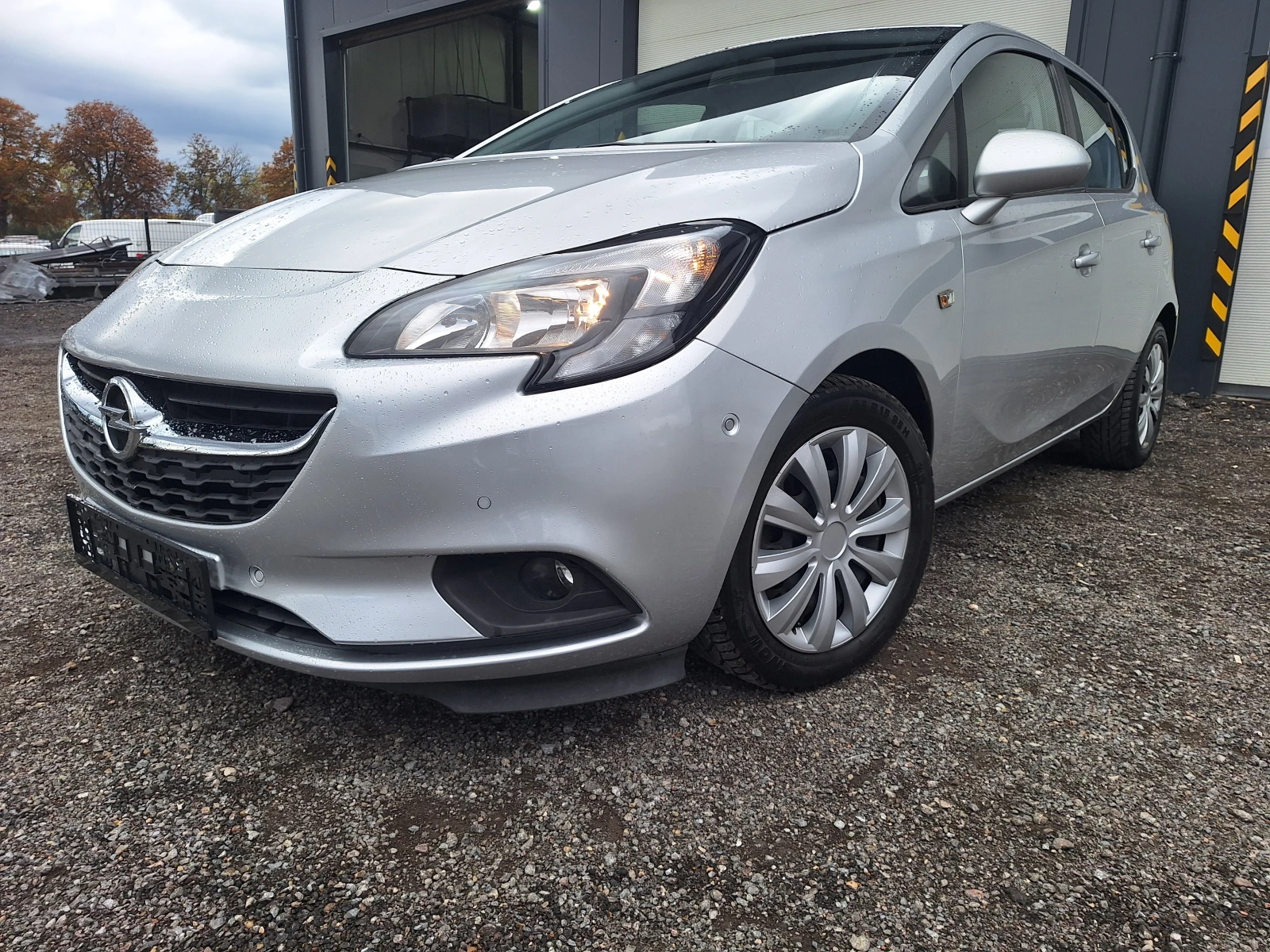Opel Corsa 1.3cdti, снимка 3 - Автомобили и джипове - 56535121